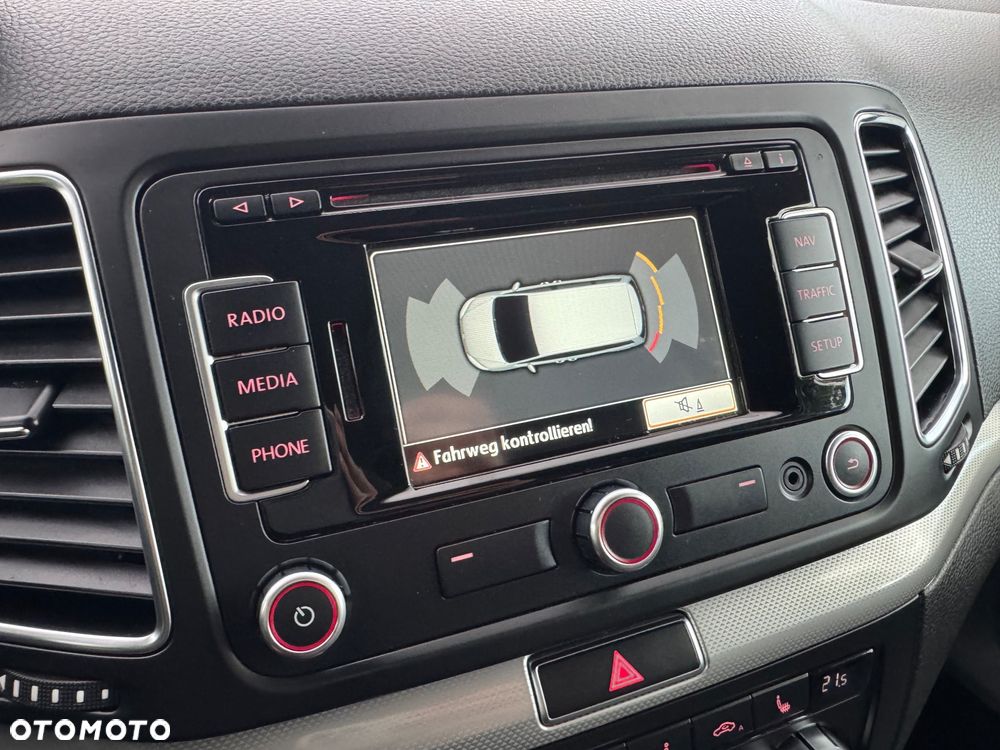 Volkswagen Sharan 2.0 TDI BlueMotion Technology Highline - 39