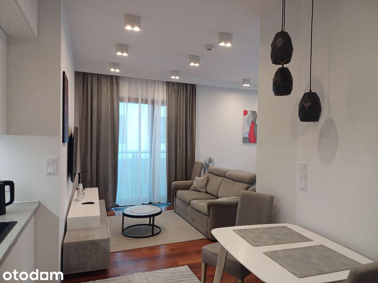 Apartament w Studio Centrum Pawia 51, faktura VAT