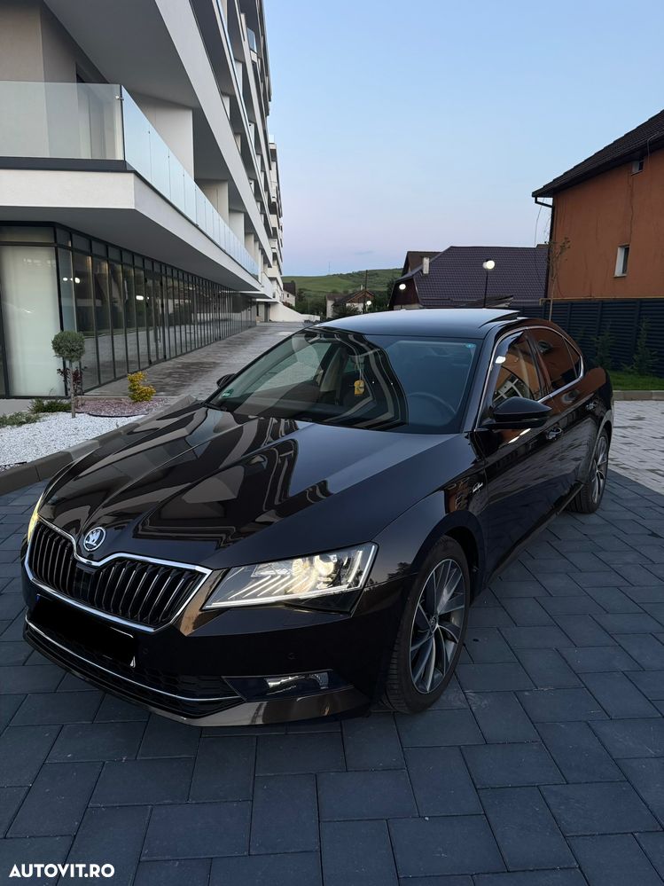 Skoda Superb 2.0 TDI 4X4 DSG L&K - 1