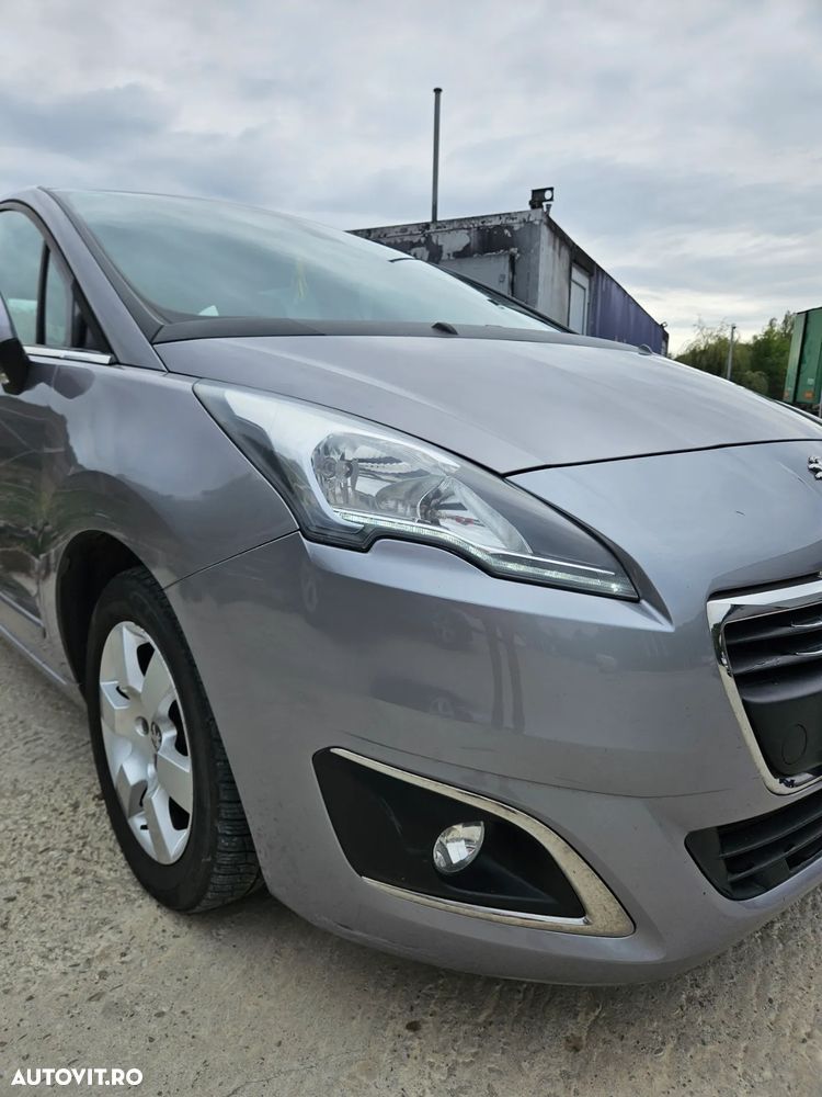 Peugeot 5008 BlueHDI 150 Active - 13