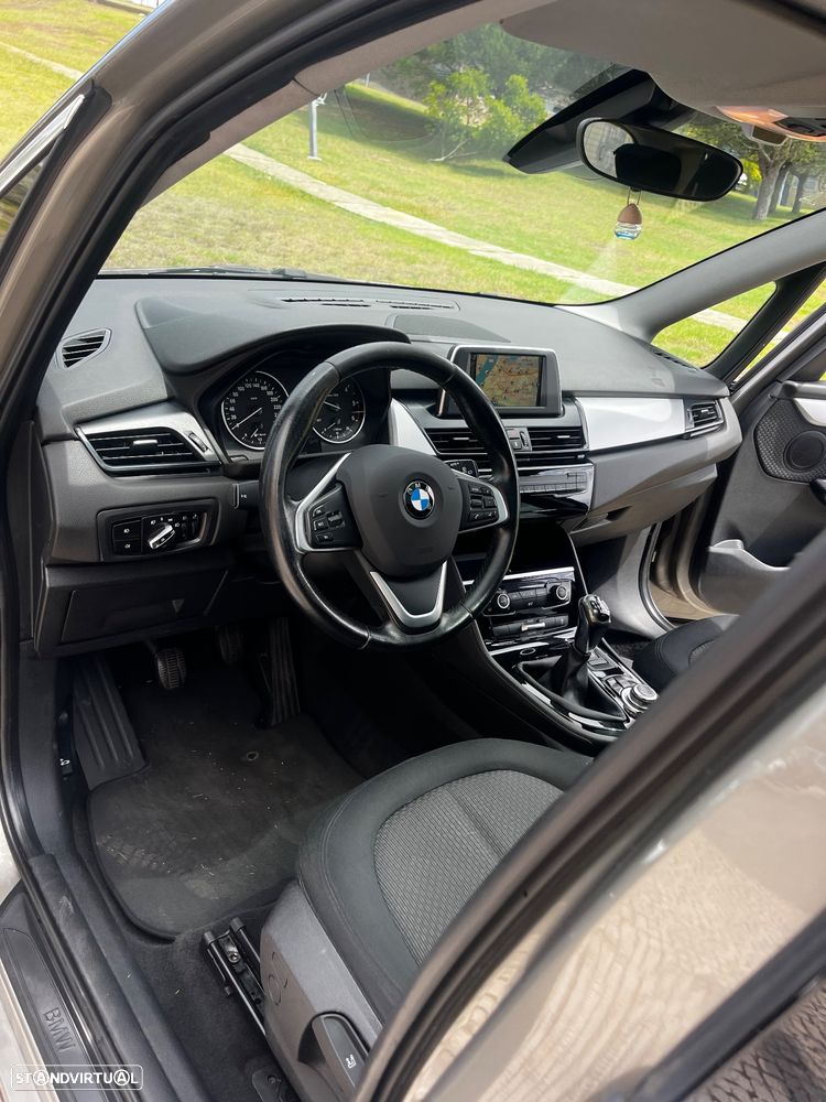 BMW 216 Active Tourer d Luxury Line - 11