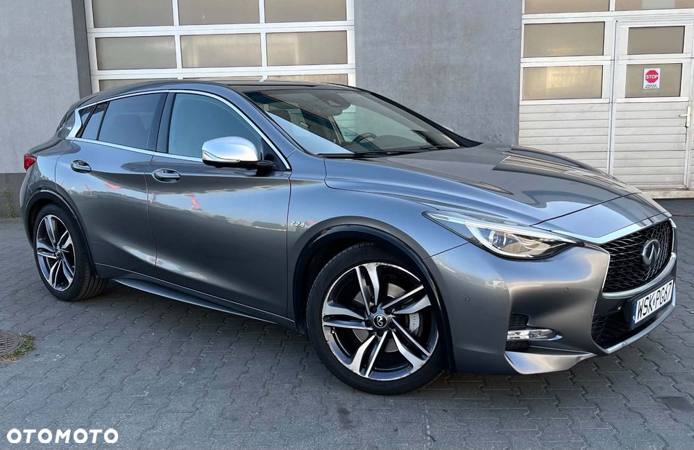 Infiniti Q30 2.2d Sport Tech AWD 7DCT - 4
