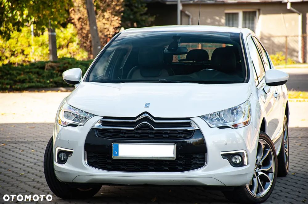 Citroën DS4 HDi 165 SoChic - 6