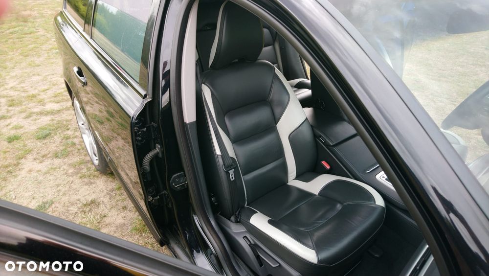 Volvo V70 - 11