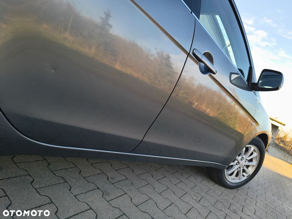 Mitsubishi Lancer - 16