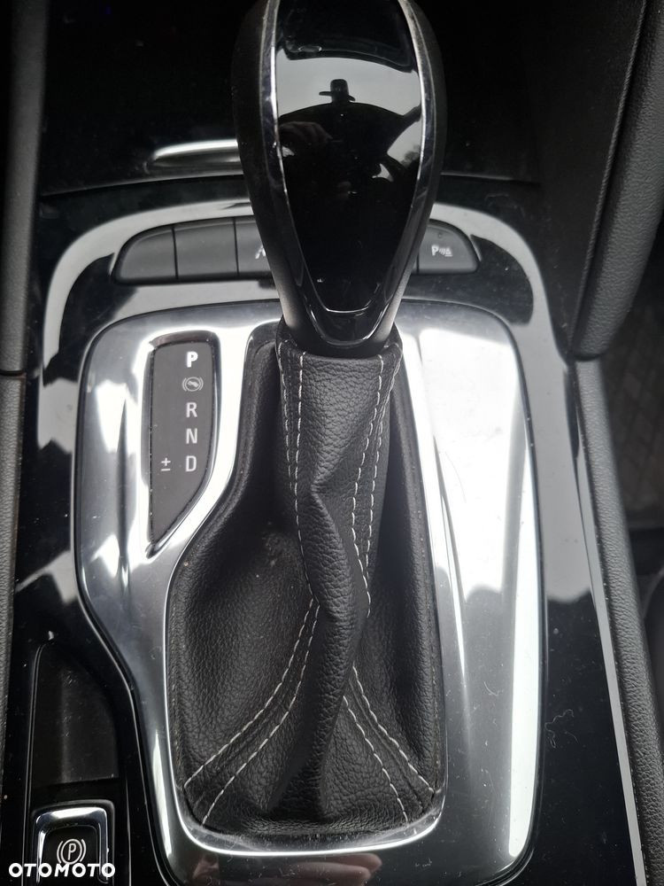 Opel Insignia 1.5 T Enjoy S&S - 8