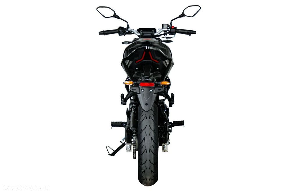 VOGE R125 - 5