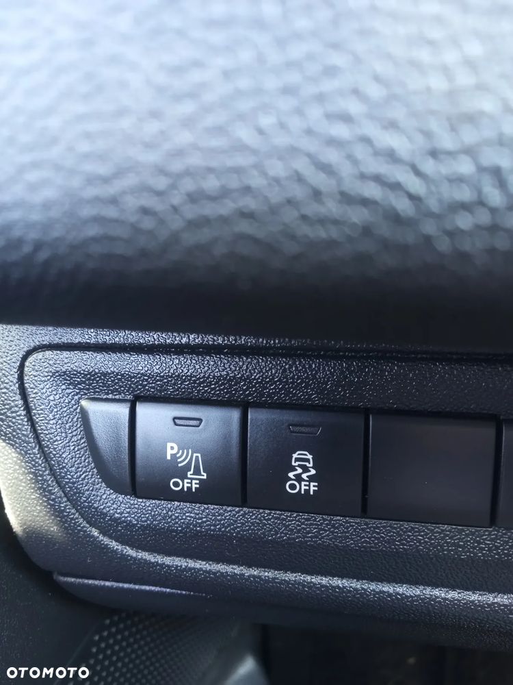 Peugeot 208 1.2 PureTech Active - 10