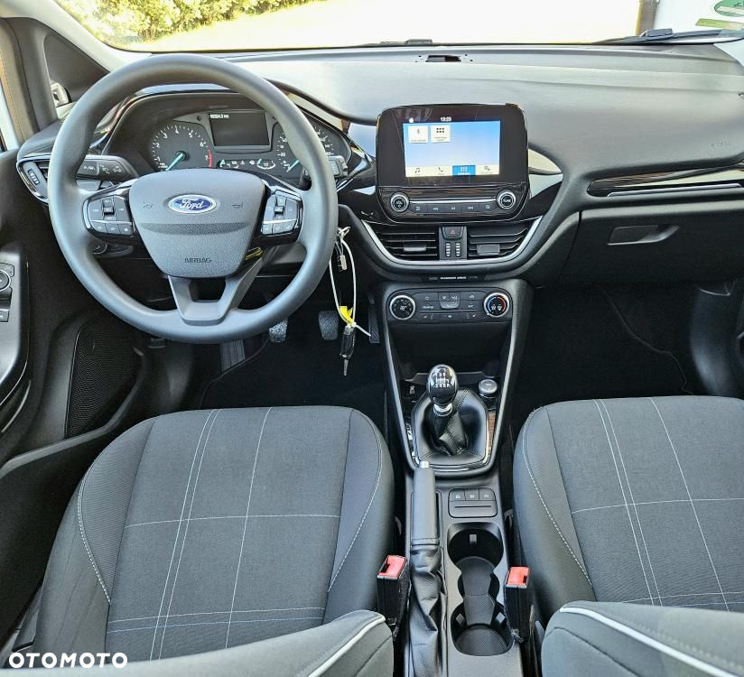 Ford Fiesta - 23