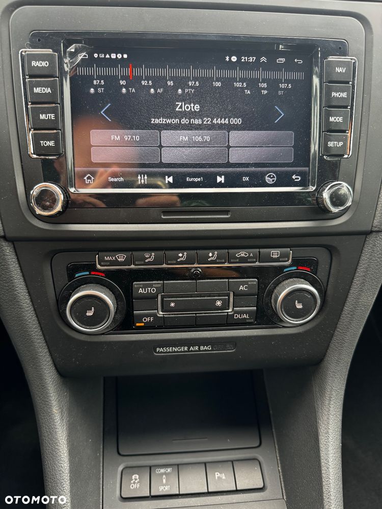 Volkswagen Golf - 17