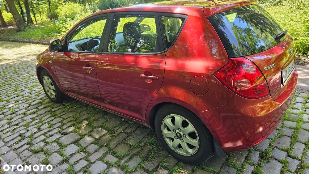 Kia Ceed 1.6 Optimum + - 7