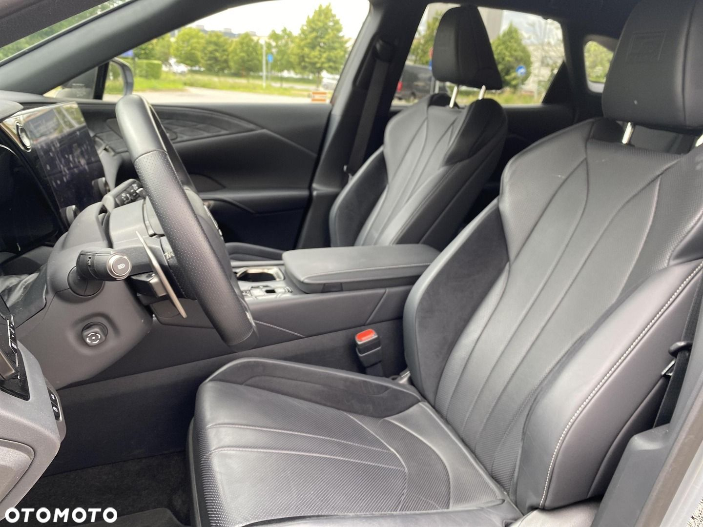 Lexus RX - 13