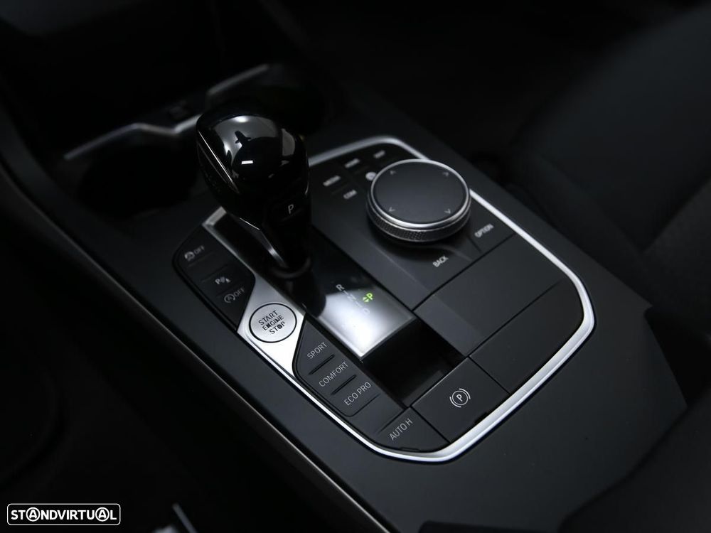 BMW 216 Gran Coupé d Advantage - 18