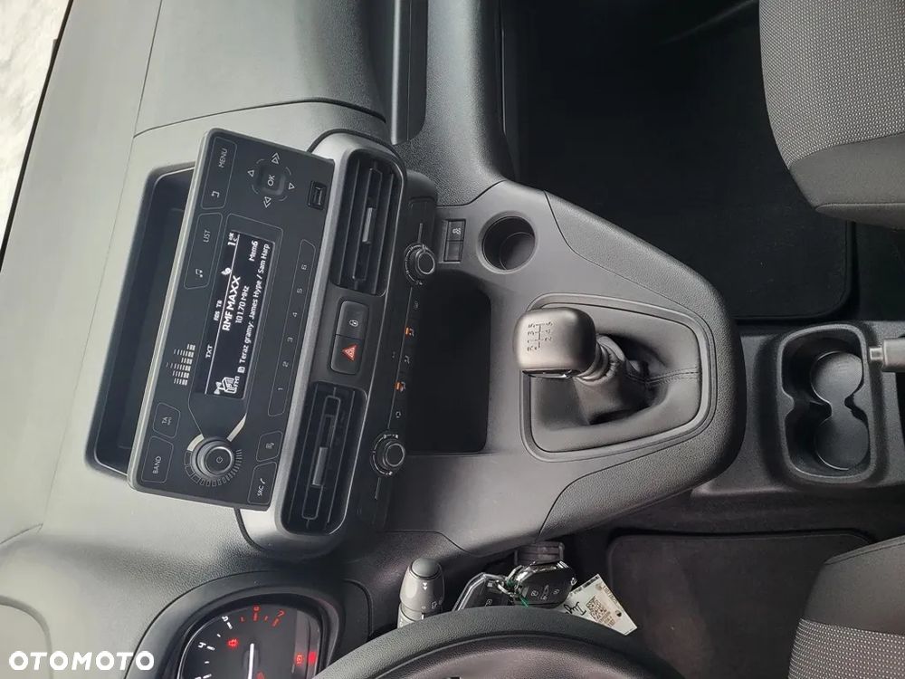 Toyota Proace City Verso 1.2 Turbo L1 Combi - 16