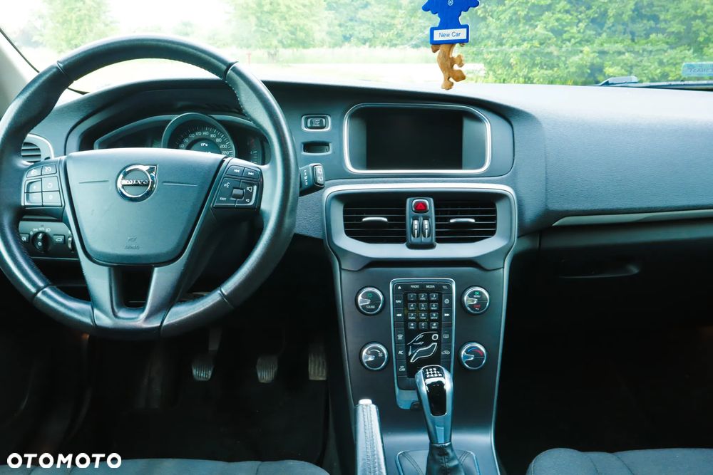 Volvo V40 D2 Kinetic - 17