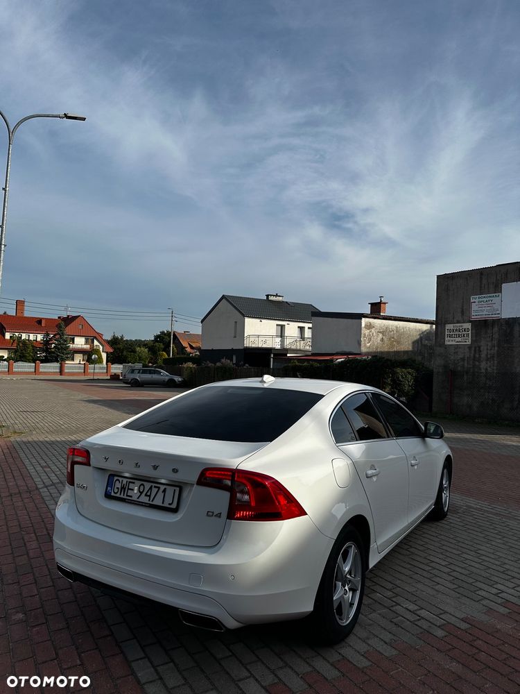Volvo S60 - 5