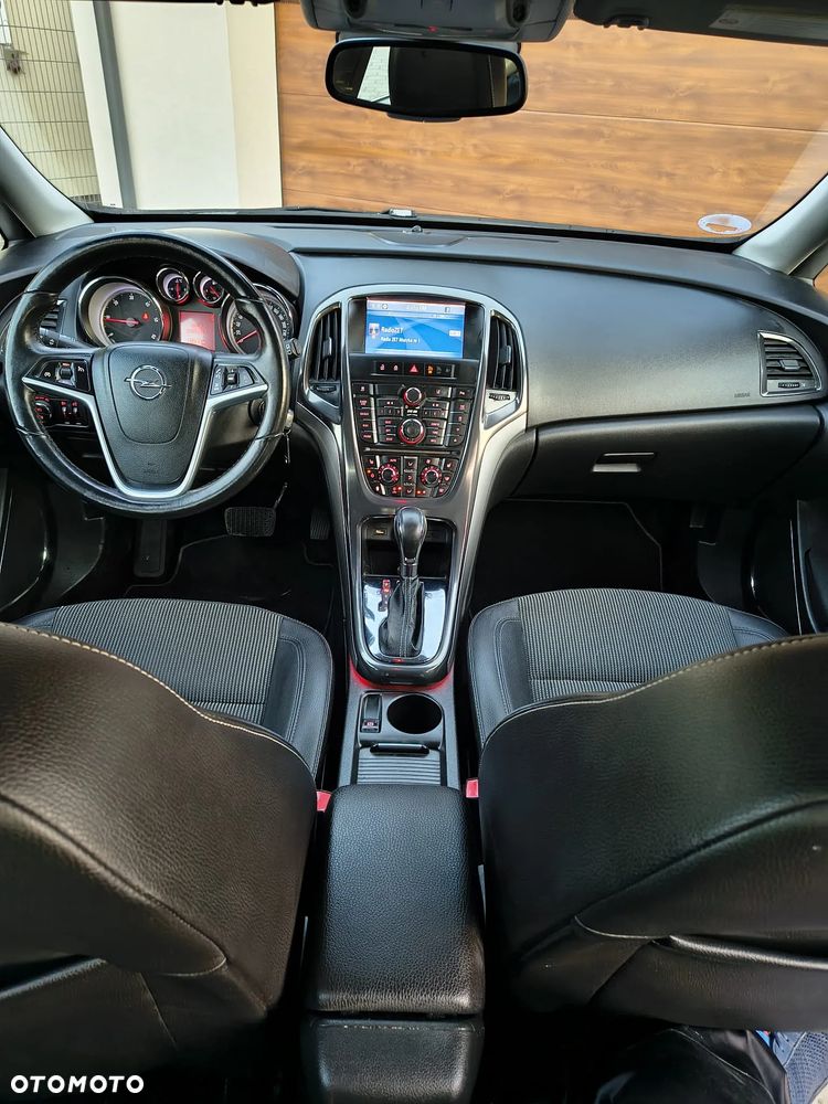 Opel Astra 2.0 CDTI Cosmo - 7