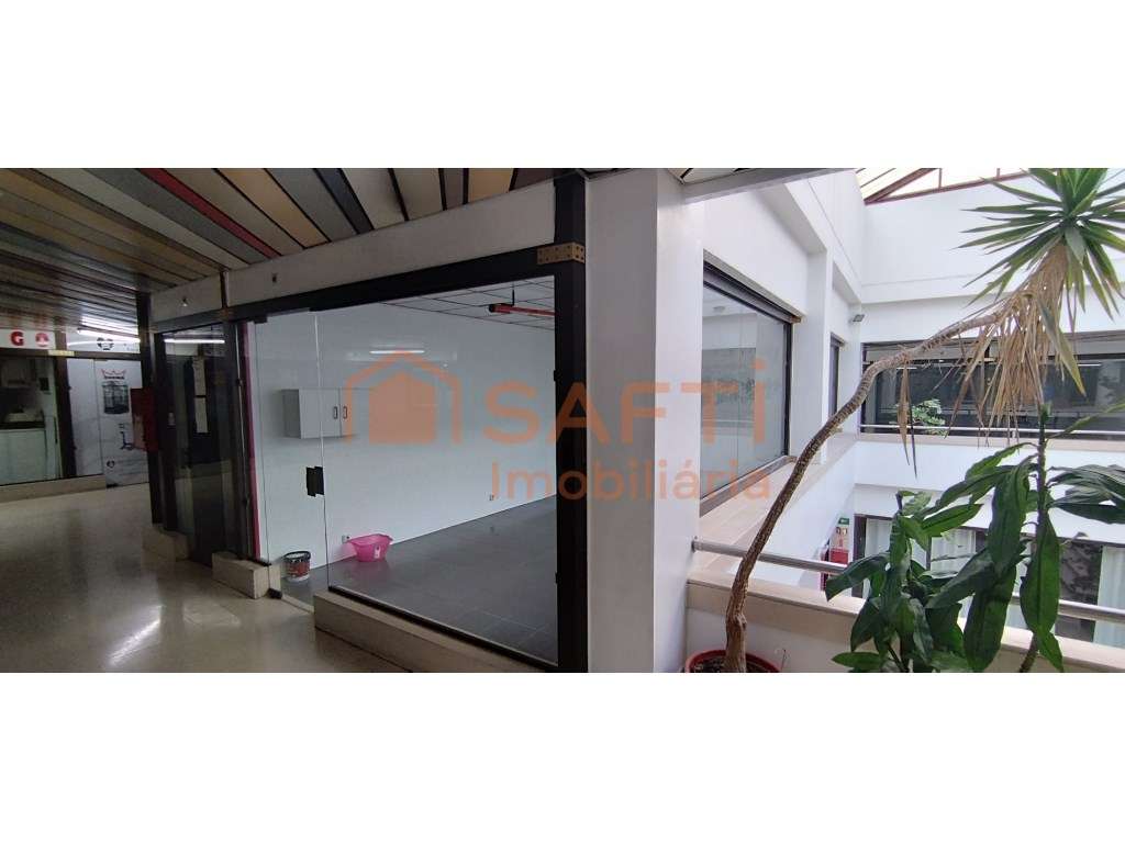 Loja em centro comercial - Grande imagem: 2/7