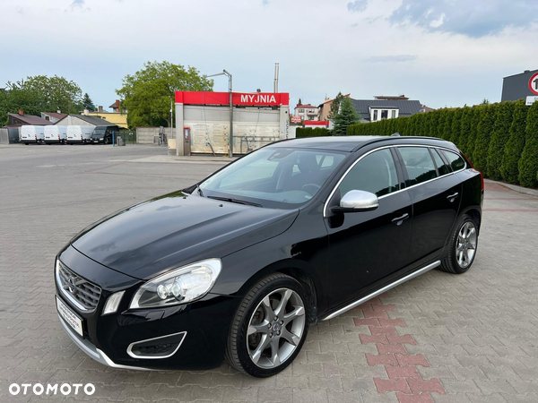 Volvo V60 D4 AWD Geartronic Momentum