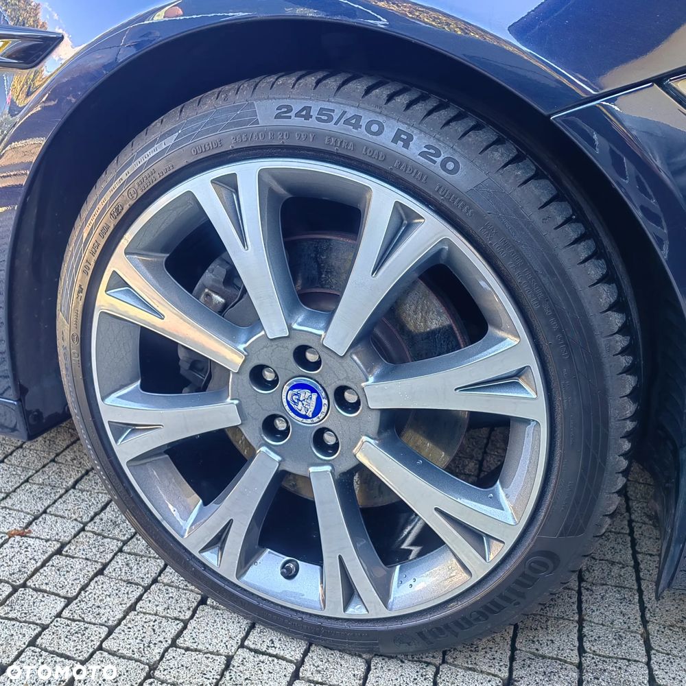 Jaguar XJ 3.0 D V6 Premium Luxury - 24
