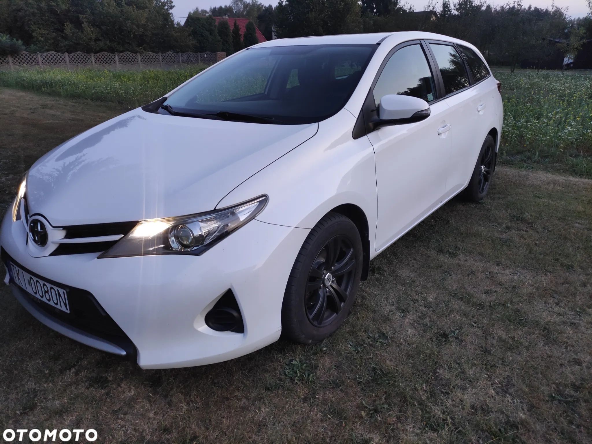 Toyota Auris 1.4 D-4D Active - 1
