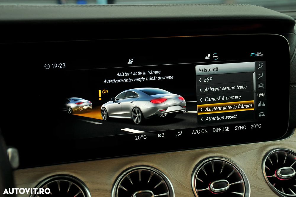 Mercedes-Benz CLS - 32