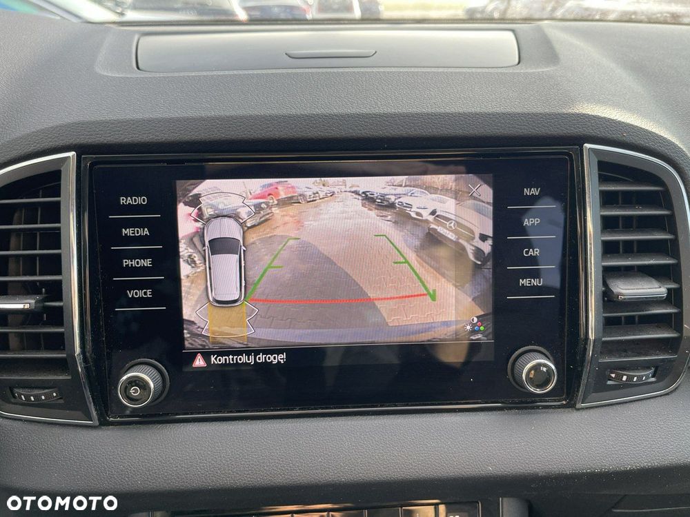 Skoda Karoq 2.0 TDI SCR 4x4 DSG Style - 10