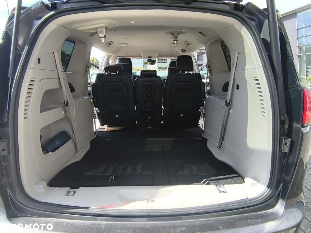 Chrysler Pacifica - 5