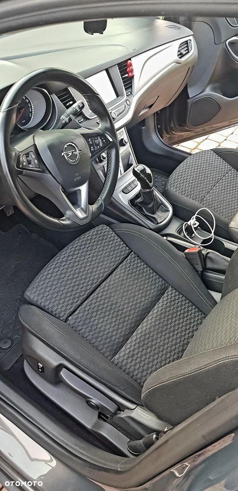 Opel Astra - 8