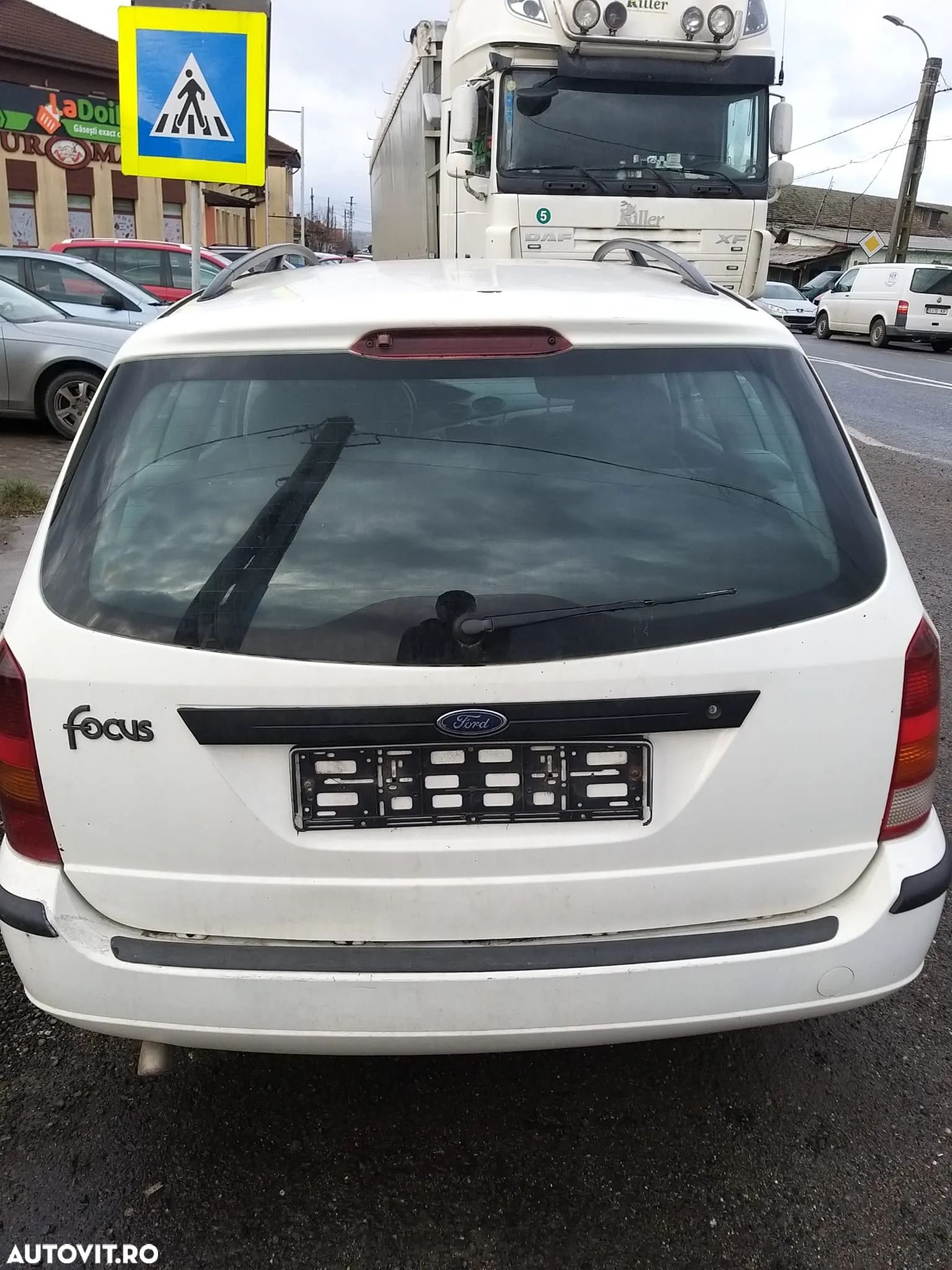 Dezmembram Ford Focus 1.8 Diesel din 2001, cod motor: BHDA, ALB - 1