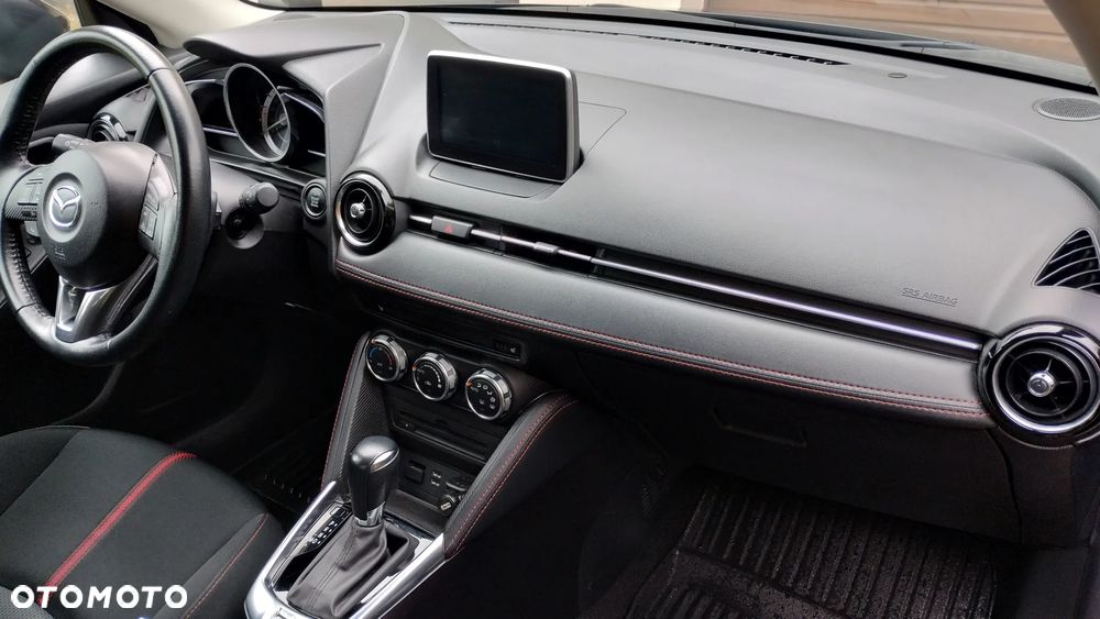 Mazda 2 - 8