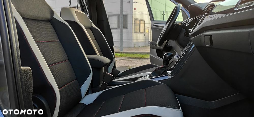 Volkswagen T-Roc 1.5 TSI GPF ACT Premium DSG - 24