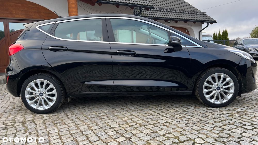 Ford Fiesta 1.5 TDCi SYNC Edition - 6