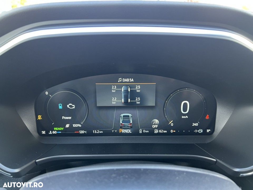 Ford Kuga 2.5 Duratec PHEV TITANIUM - 17