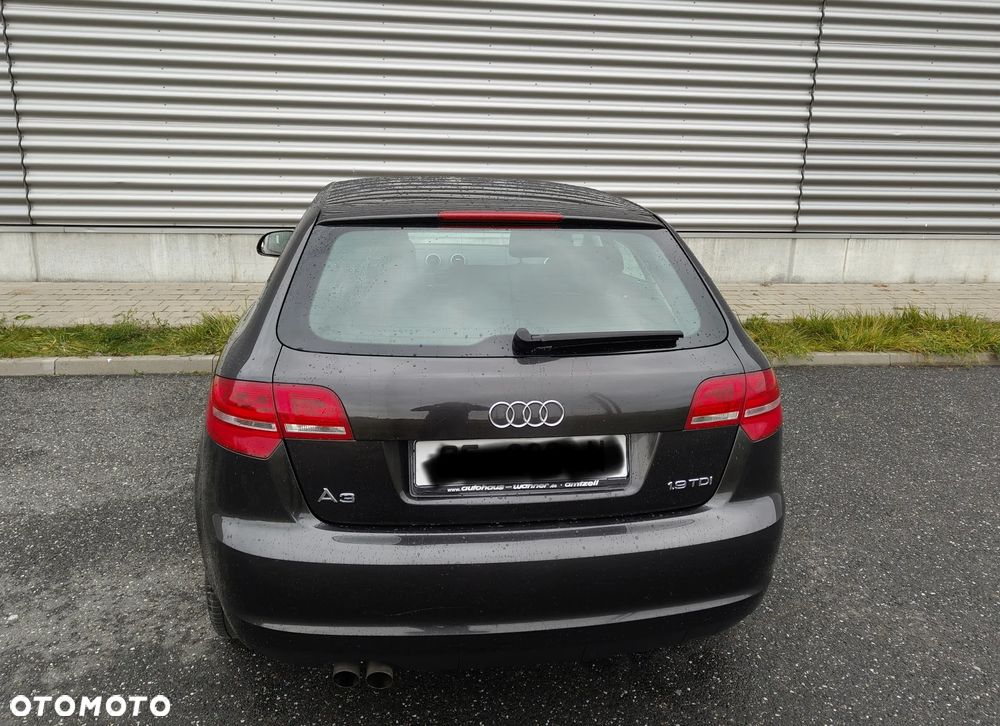 Audi A3 Sportback - 12