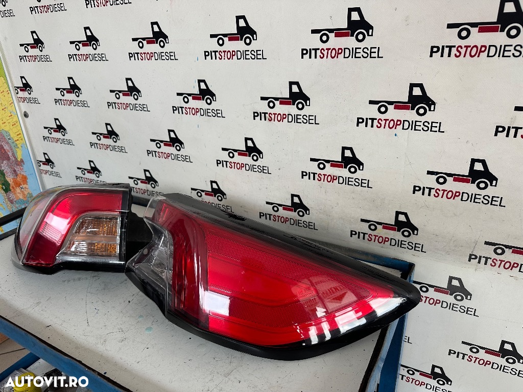 Stopuri Stop stângă dreapta FORD KUGA 3 2019 2020 2021 LV4B13404BF LV4B13405BF - 3