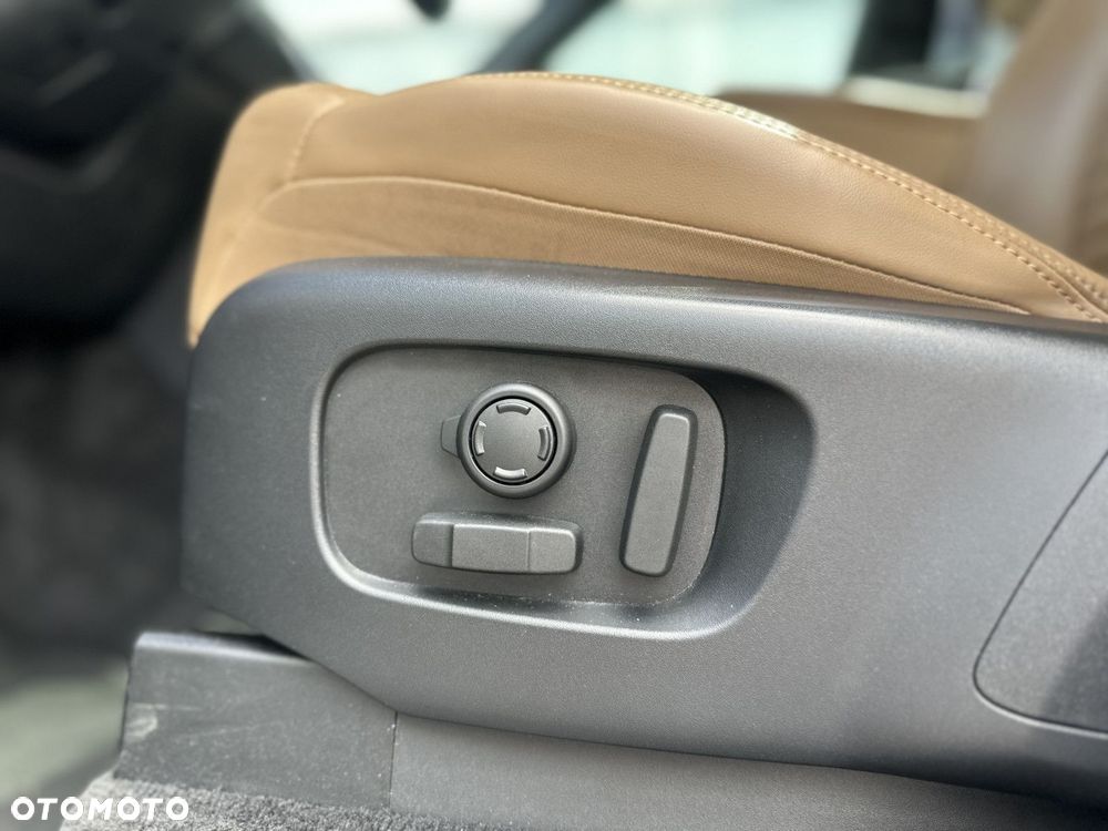 Land Rover Discovery - 33