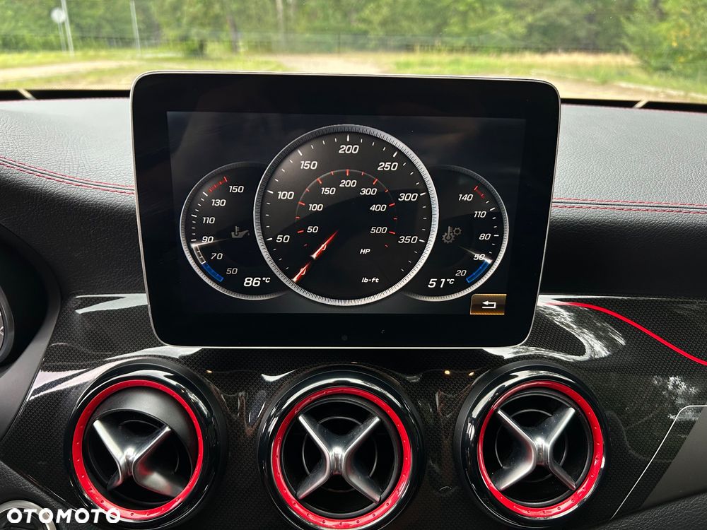 Mercedes-Benz CLA AMG 45 4-Matic - 23