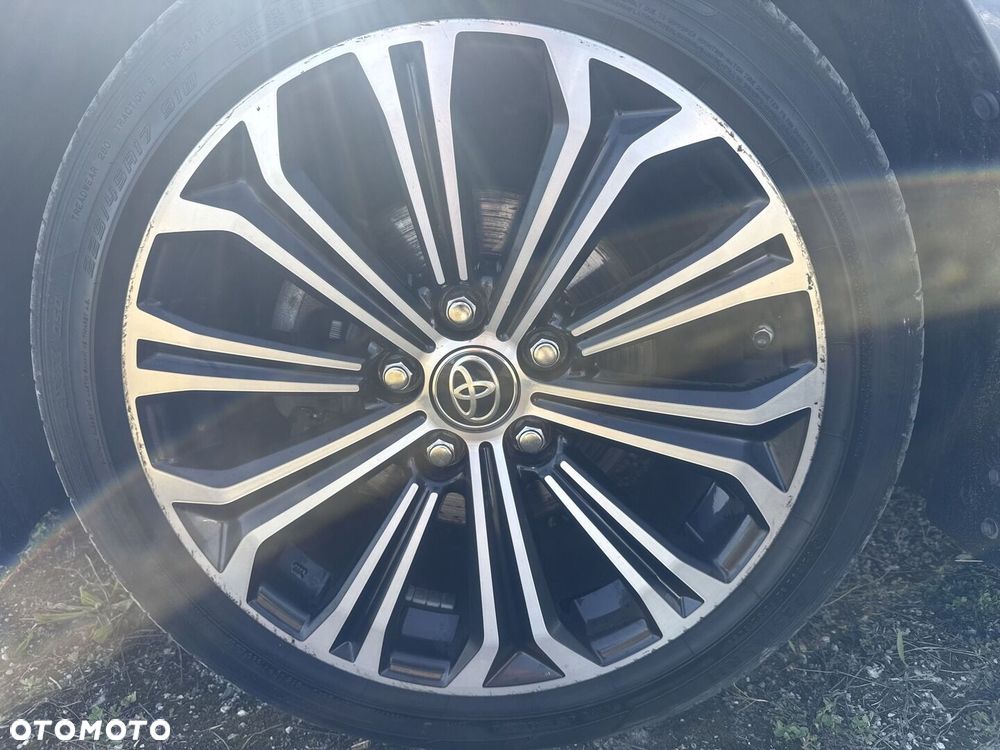 Toyota Corolla 1.8 Hybrid Comfort - 19