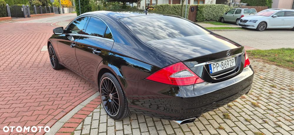 Mercedes-Benz CLS - 9