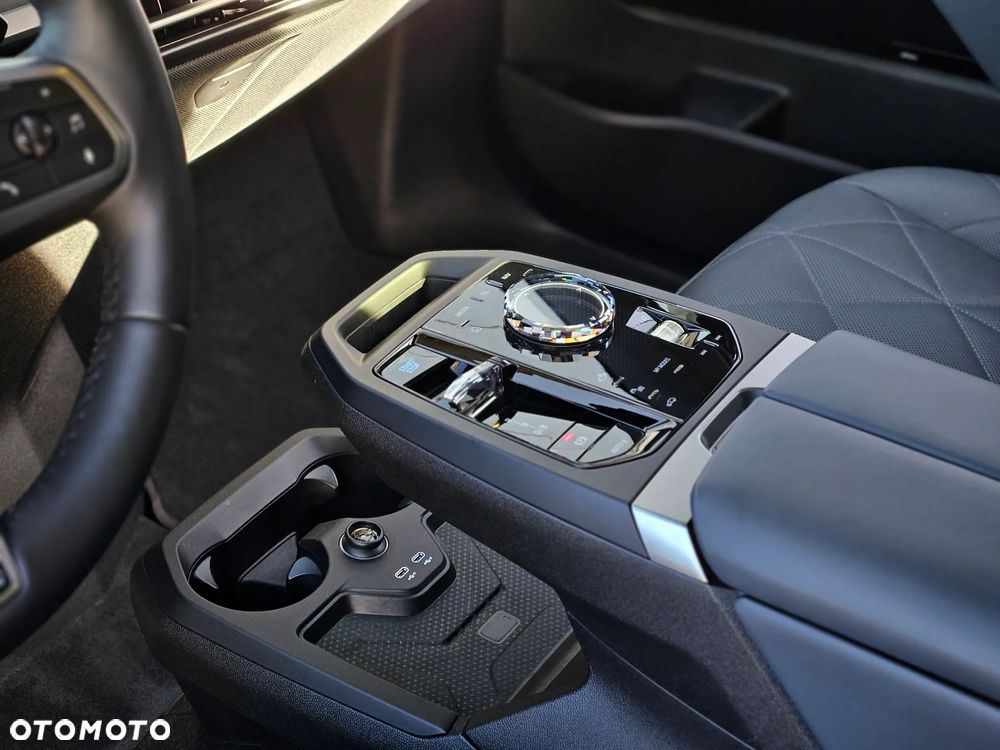 BMW iX xDrive60 111.5kWh - 7