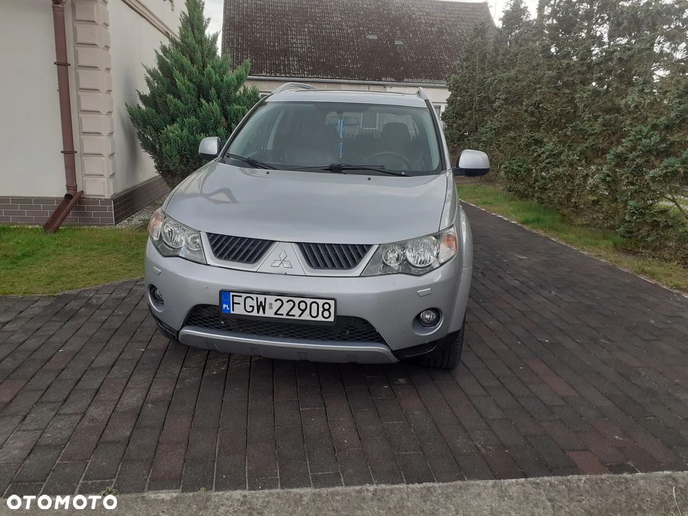 Mitsubishi Outlander 2.0 DID Instyle - 6