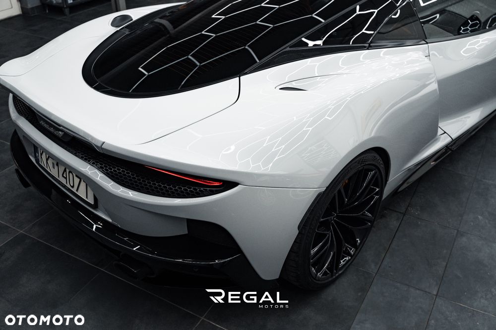 McLaren GT Standard - 38