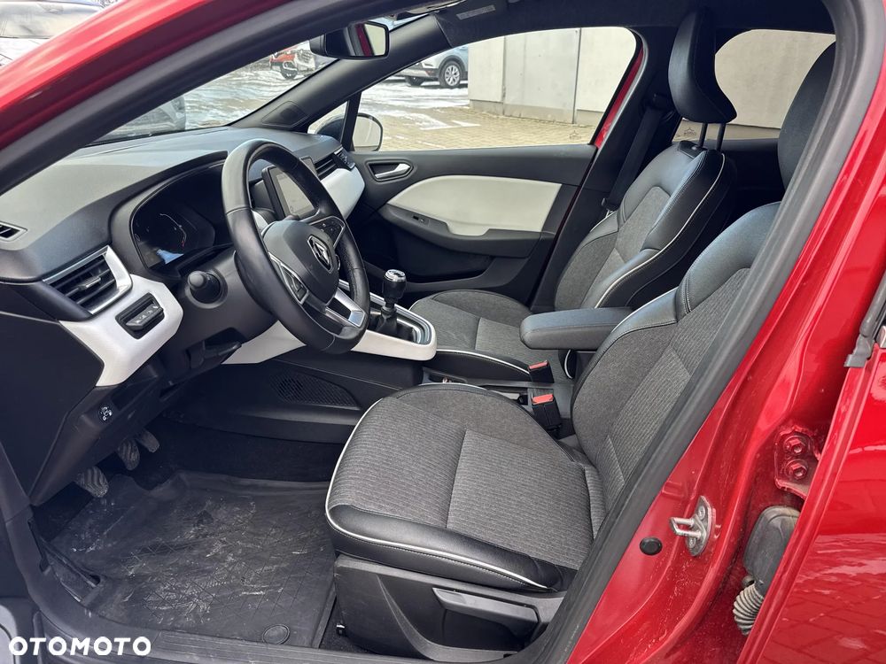 Renault Clio 1.0 TCe Techno - 18