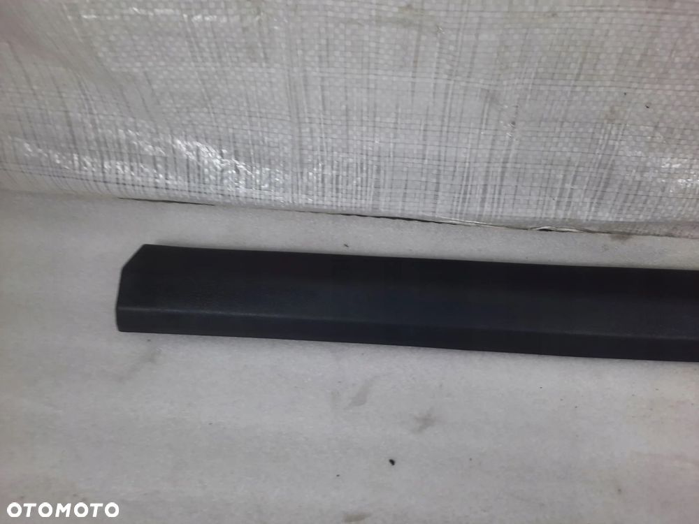 OSŁONA LISTWA PROGOWA PRAWA VW EOS 1Q0853372B - 5