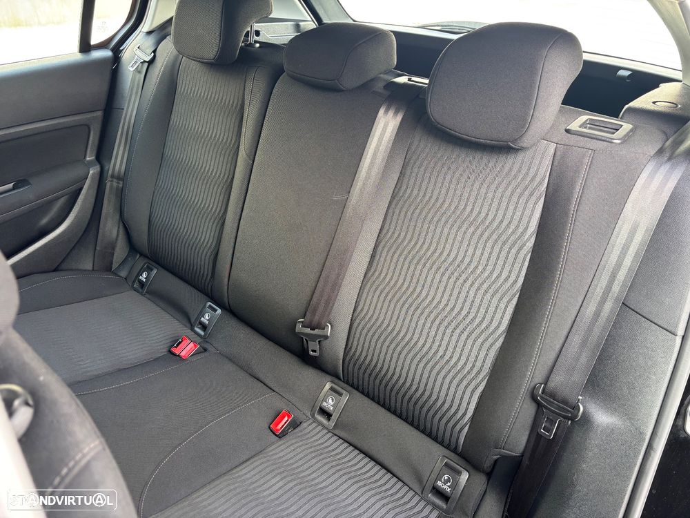 Peugeot 308 1.2 PureTech Style - 32