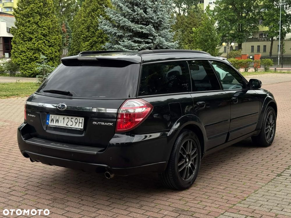 Subaru Legacy 3.0 H6 NAV - 11