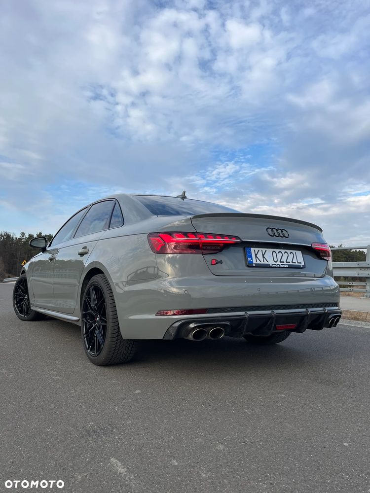 Audi S4 Limousine - 13