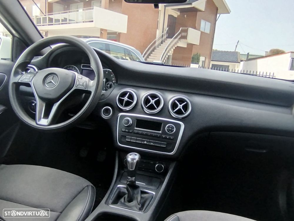 Mercedes-Benz A 180 - 19