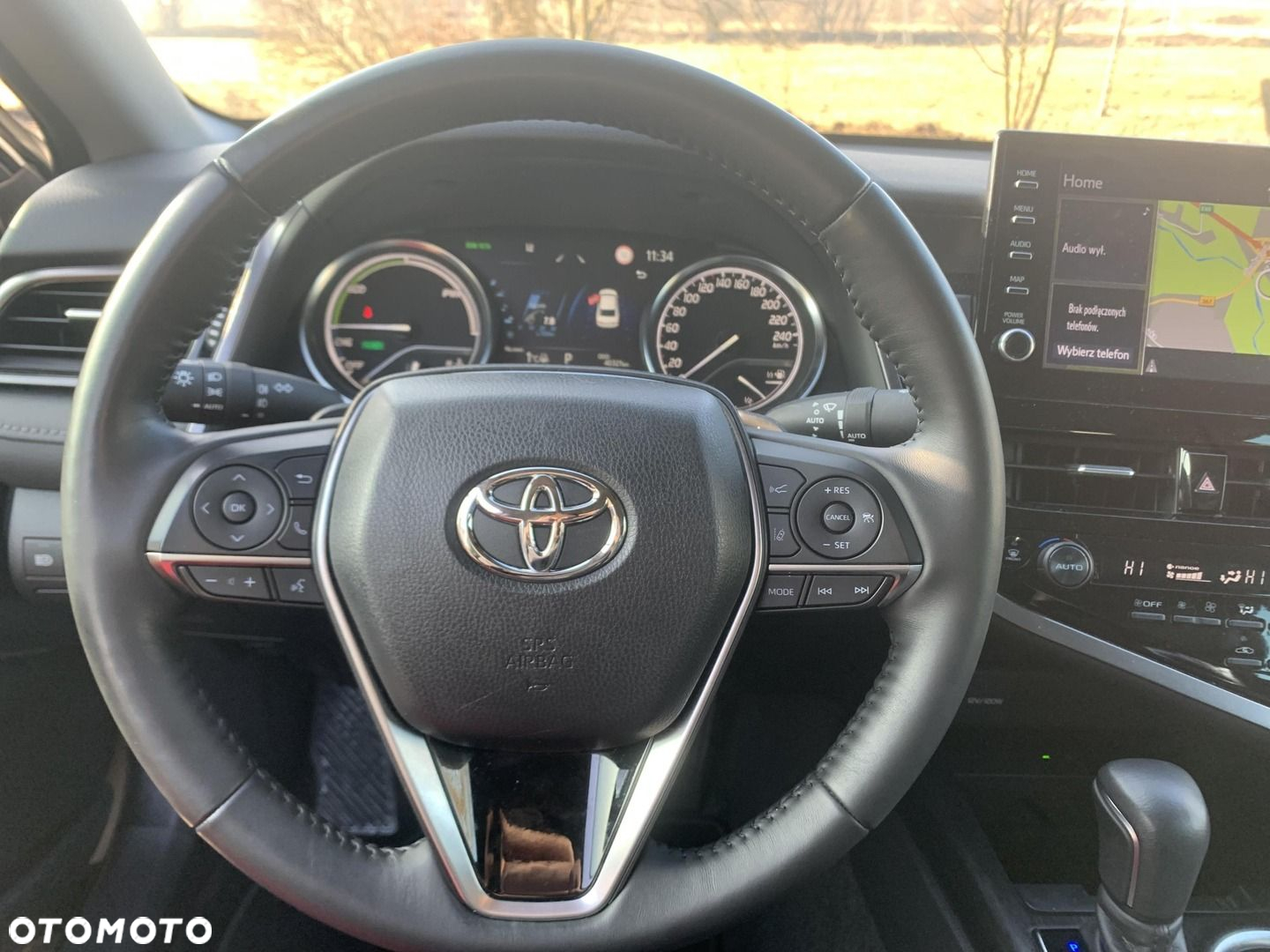 Toyota Camry - 18